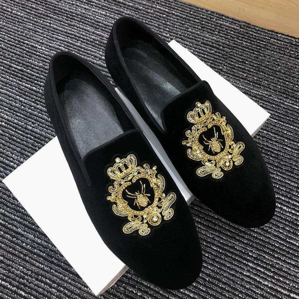 Insmk GZ Fashion Embroider Badge Loafers Men's Shoes