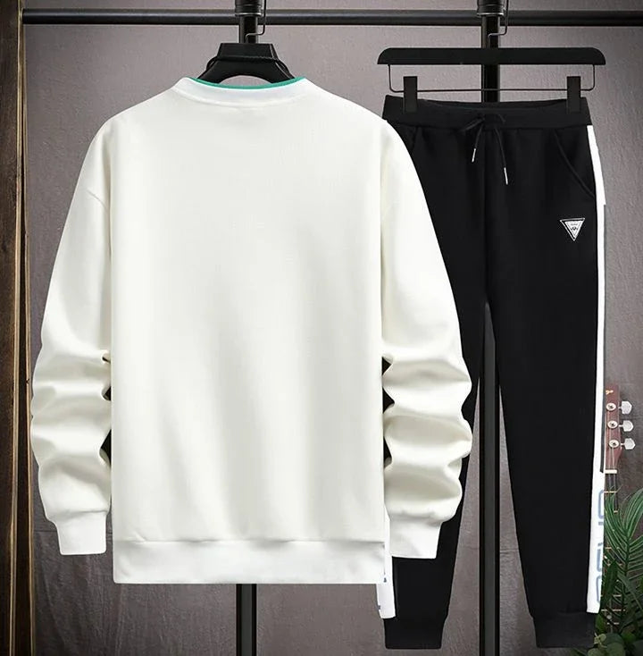 Plain Male Crew Neck Sweat Shirt and pants Style One Sets Alphabet Tracksuit